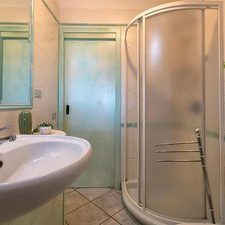 D2 - I6 By Interhome גולפו אראנצ'י