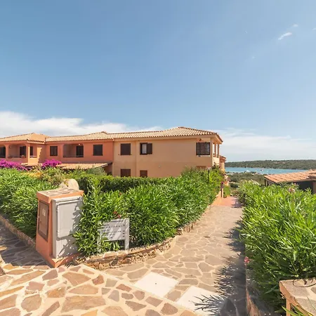 D2 - I6 By Interhome Apartment Golfo Aranci